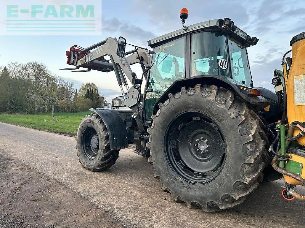 Traktor des Typs Massey Ferguson mf 6170 inkl. frontlader, Gebrauchtmaschine in POLCH (Bild 2)