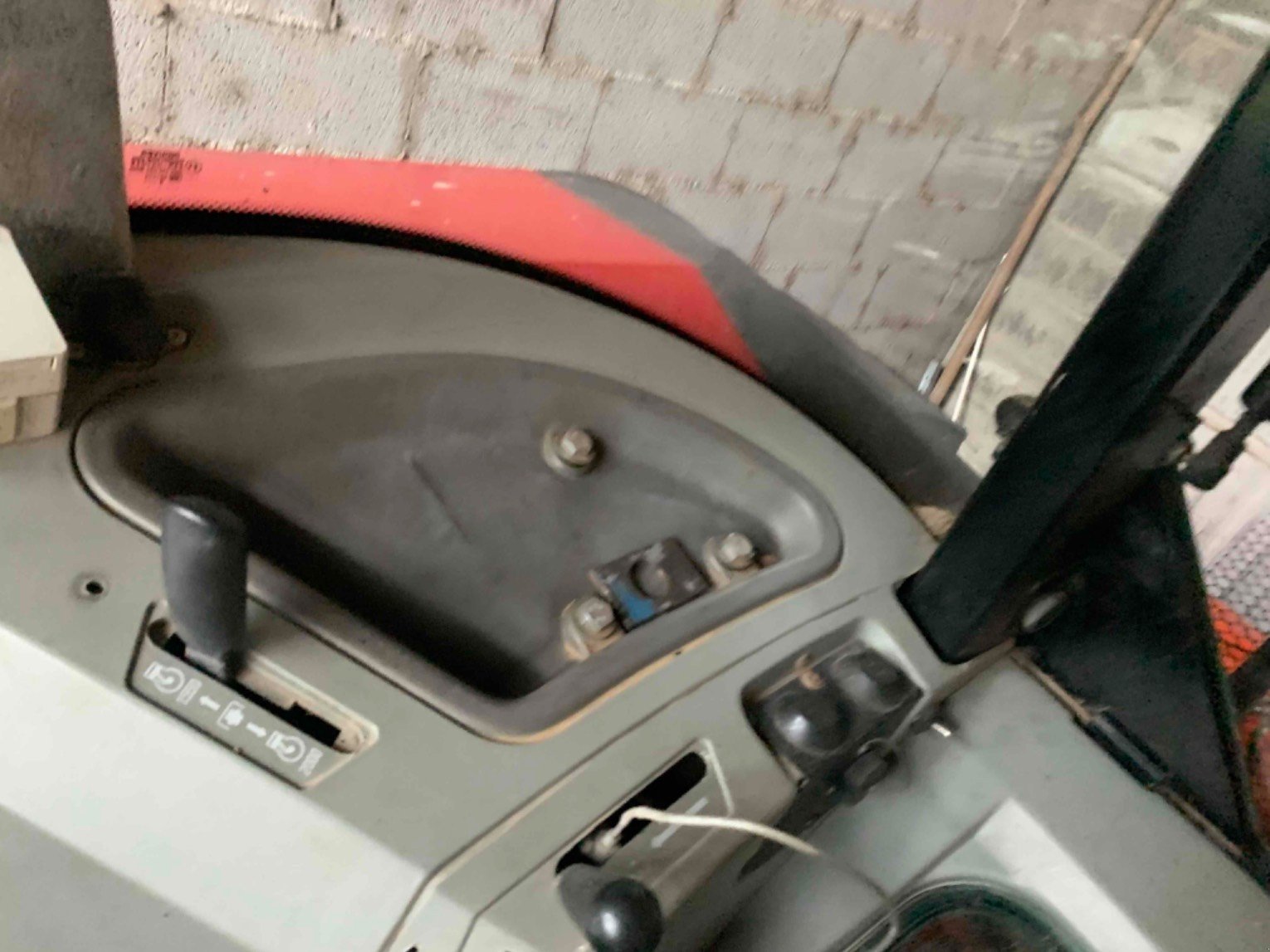 Traktor a típus Massey Ferguson MF 6180 A, Gebrauchtmaschine ekkor: ORLEIX (Kép 9)