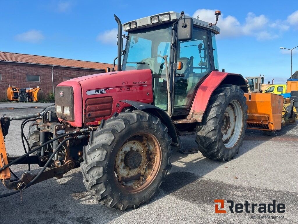 Traktor typu Massey Ferguson MF 6255 4WD med maskinsæt, Gebrauchtmaschine v Rødovre (Obrázek 3)