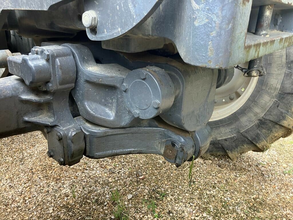 Traktor от тип Massey Ferguson MF 6455 DYNA 6, Gebrauchtmaschine в VAROIS & CHAIGNOT (Снимка 3)