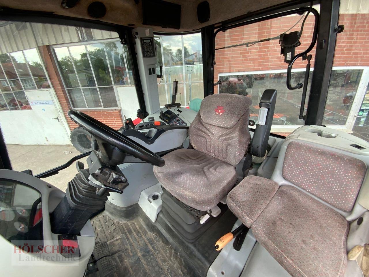 Traktor des Typs Massey Ferguson MF 6475, Gebrauchtmaschine in Warendorf (Bild 3)