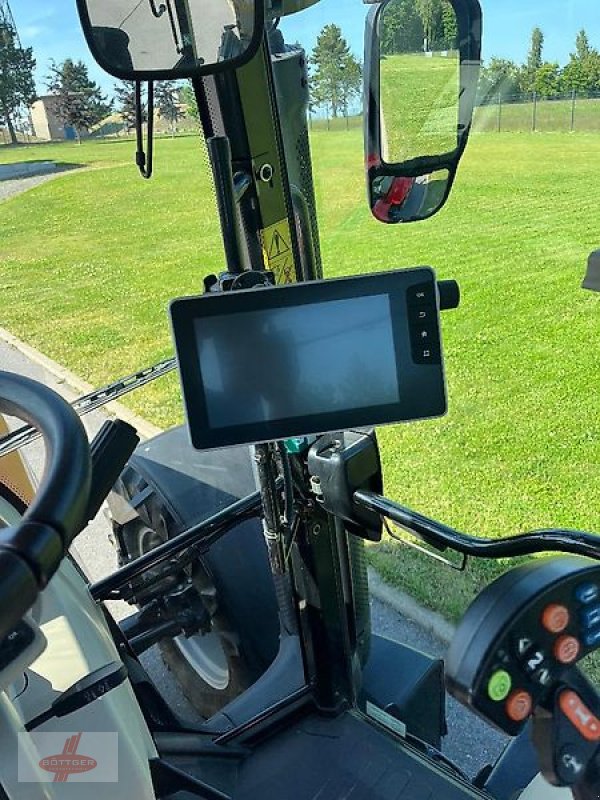 Traktor des Typs Massey Ferguson MF 6714 S Dyna-VT, Gebrauchtmaschine in Oederan (Bild 6)