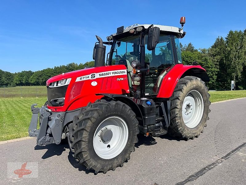 Traktor des Typs Massey Ferguson MF 6714 S Dyna-VT, Gebrauchtmaschine in Oederan (Bild 1)