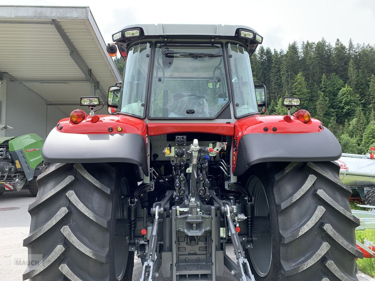 Traktor типа Massey Ferguson MF 6S.135 Dyna-6 Efficient, Neumaschine в Eben (Фотография 9)
