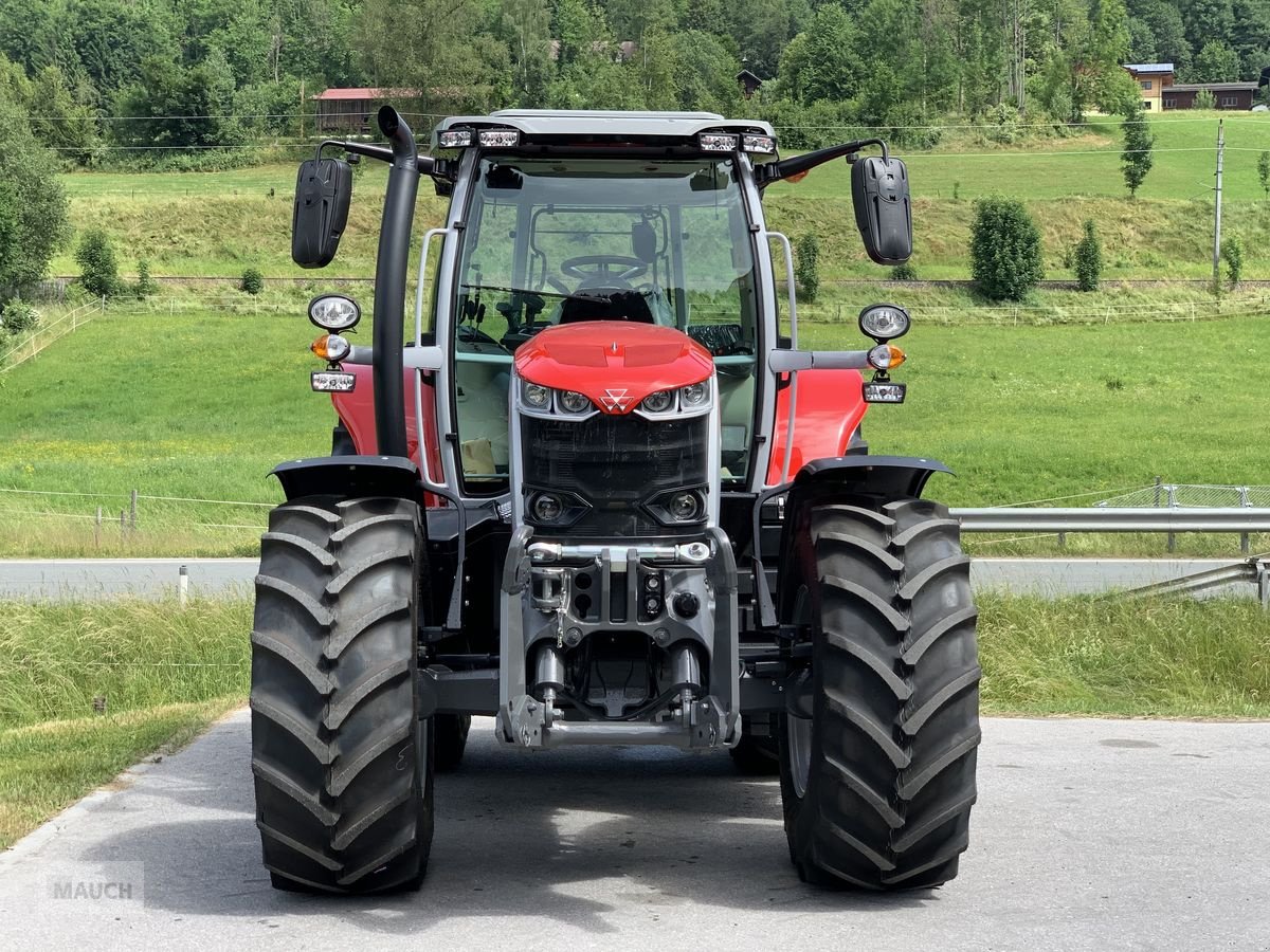 Traktor Türe ait Massey Ferguson MF 6S.135 Dyna-6 Efficient, Neumaschine içinde Eben (resim 3)