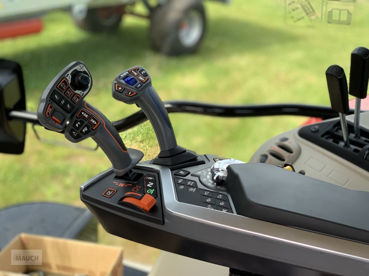 Traktor Türe ait Massey Ferguson MF 6S.135 Dyna-6 Efficient, Neumaschine içinde Eben (resim 18)