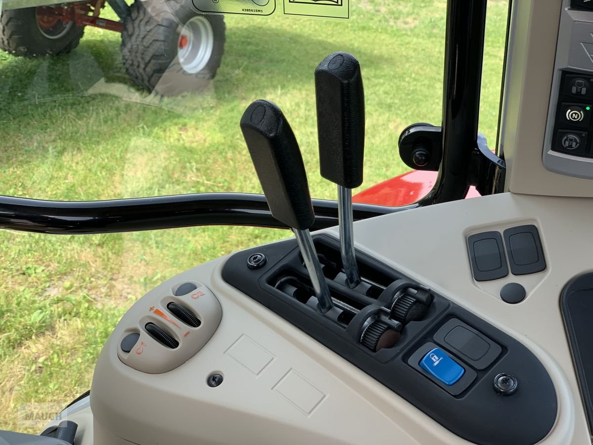 Traktor Türe ait Massey Ferguson MF 6S.135 Dyna-6 Efficient, Neumaschine içinde Eben (resim 19)