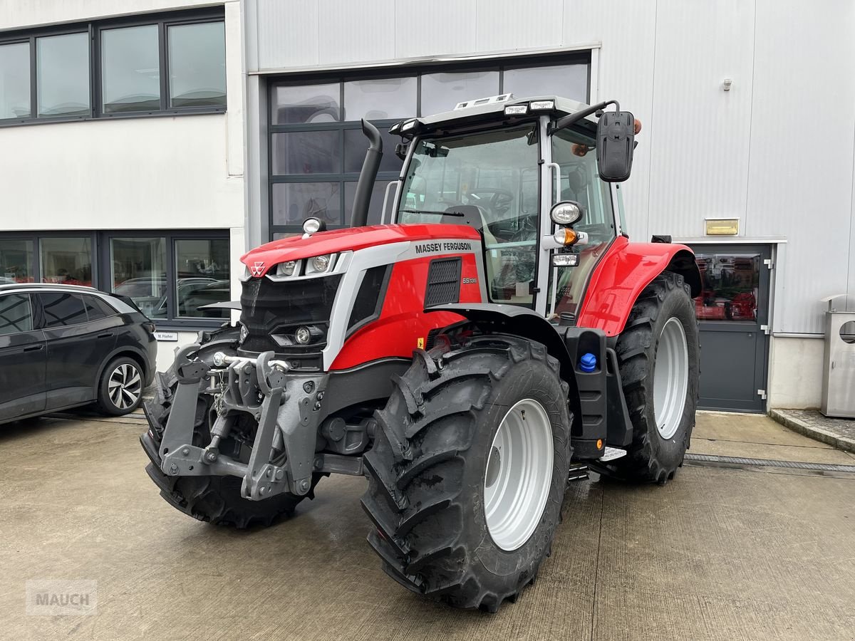 Traktor typu Massey Ferguson MF 6S.135 Dyna-6 Efficient, Neumaschine v Burgkirchen (Obrázek 1)