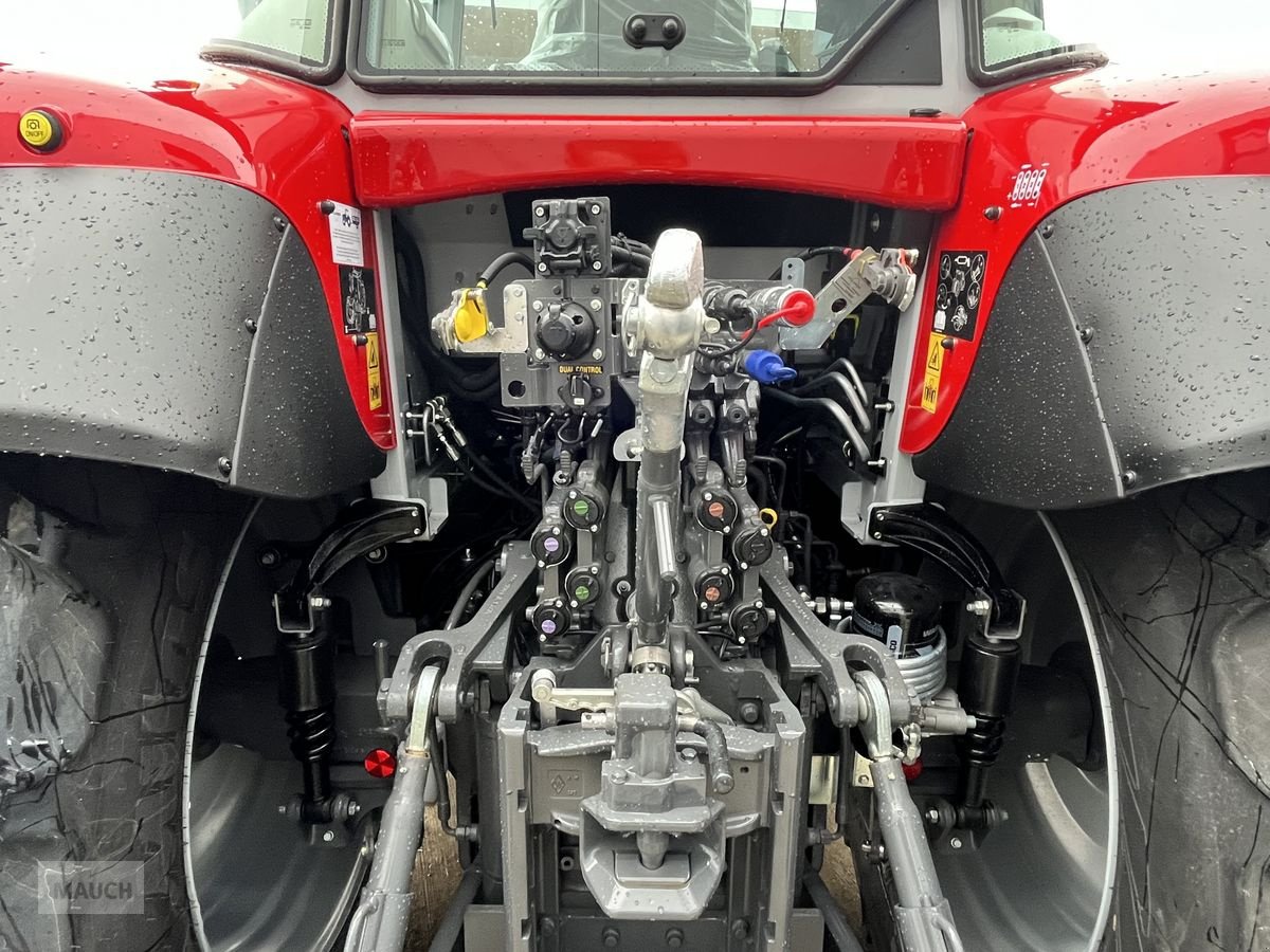 Traktor typu Massey Ferguson MF 6S.135 Dyna-6 Efficient, Neumaschine v Burgkirchen (Obrázek 5)