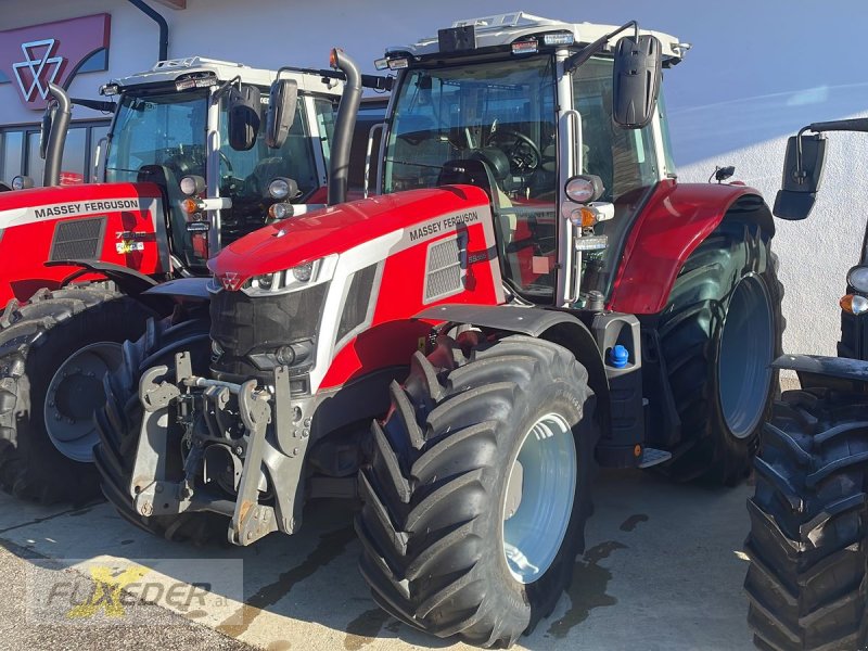 Traktor typu Massey Ferguson MF 6S.165 Dyna-6 Exclusive, Gebrauchtmaschine v Pattigham (Obrázek 1)