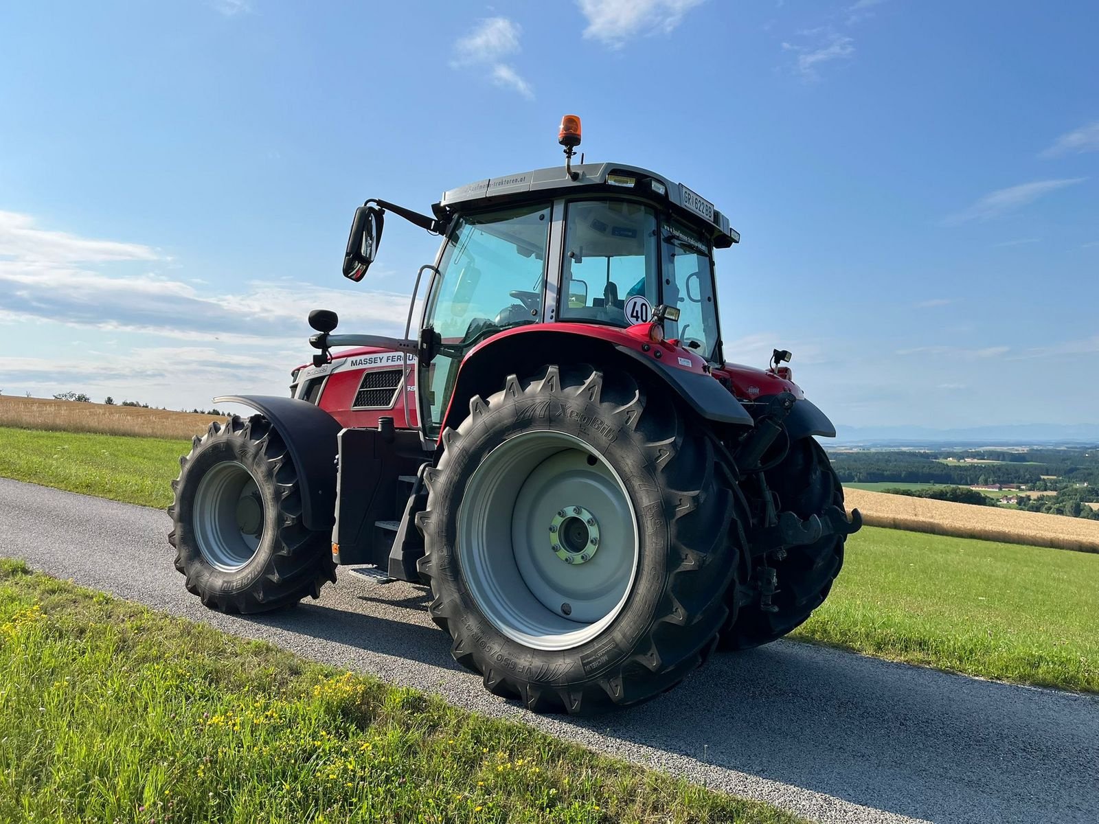 Traktor des Typs Massey Ferguson MF 6S.165 Dyna-VT Exclusive, Vorführmaschine in NATTERNBACH (Bild 8)