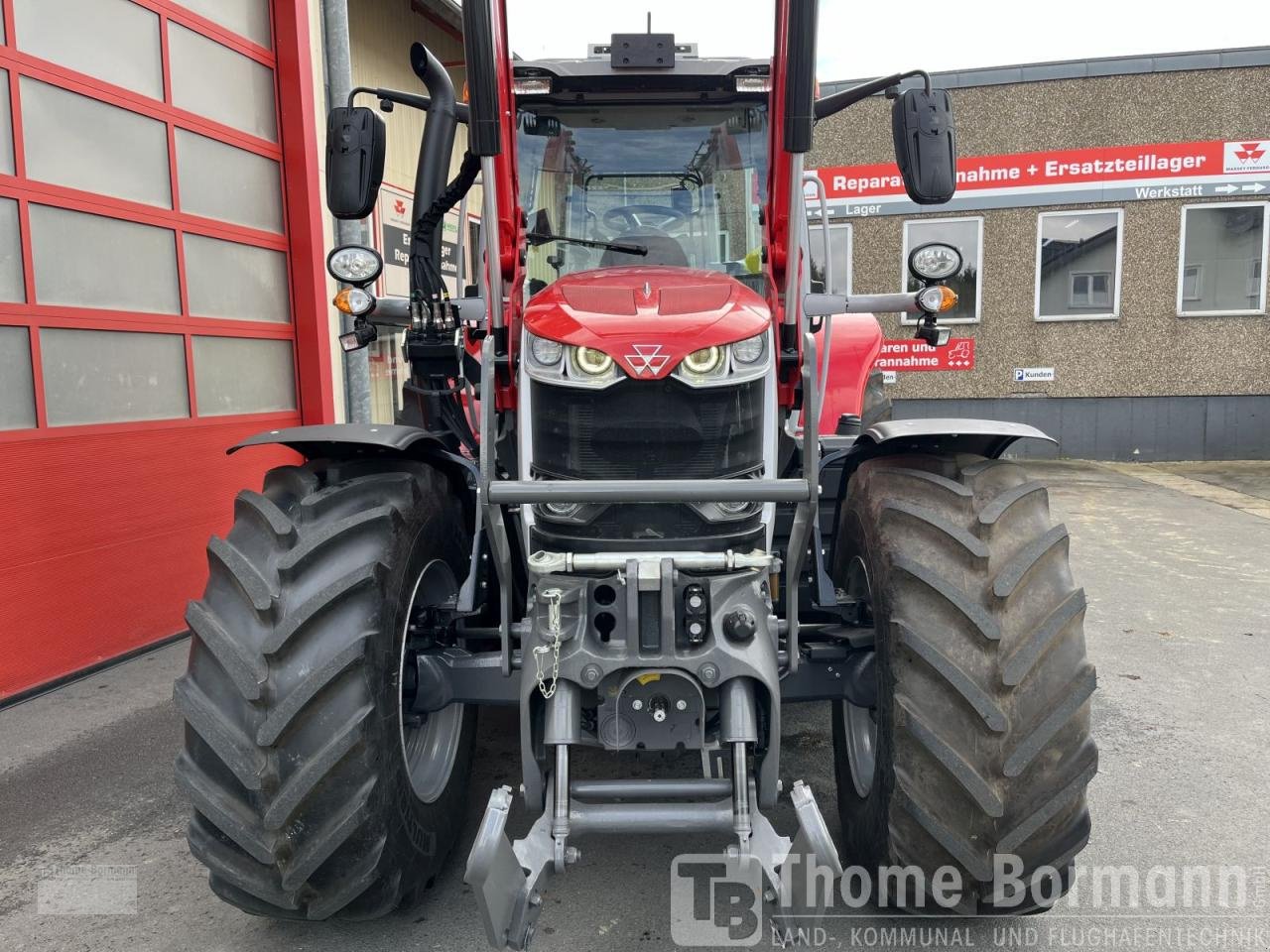 Traktor des Typs Massey Ferguson MF 6S.180 Dyna-6 Exclusive, Neumaschine in Prüm (Bild 2)