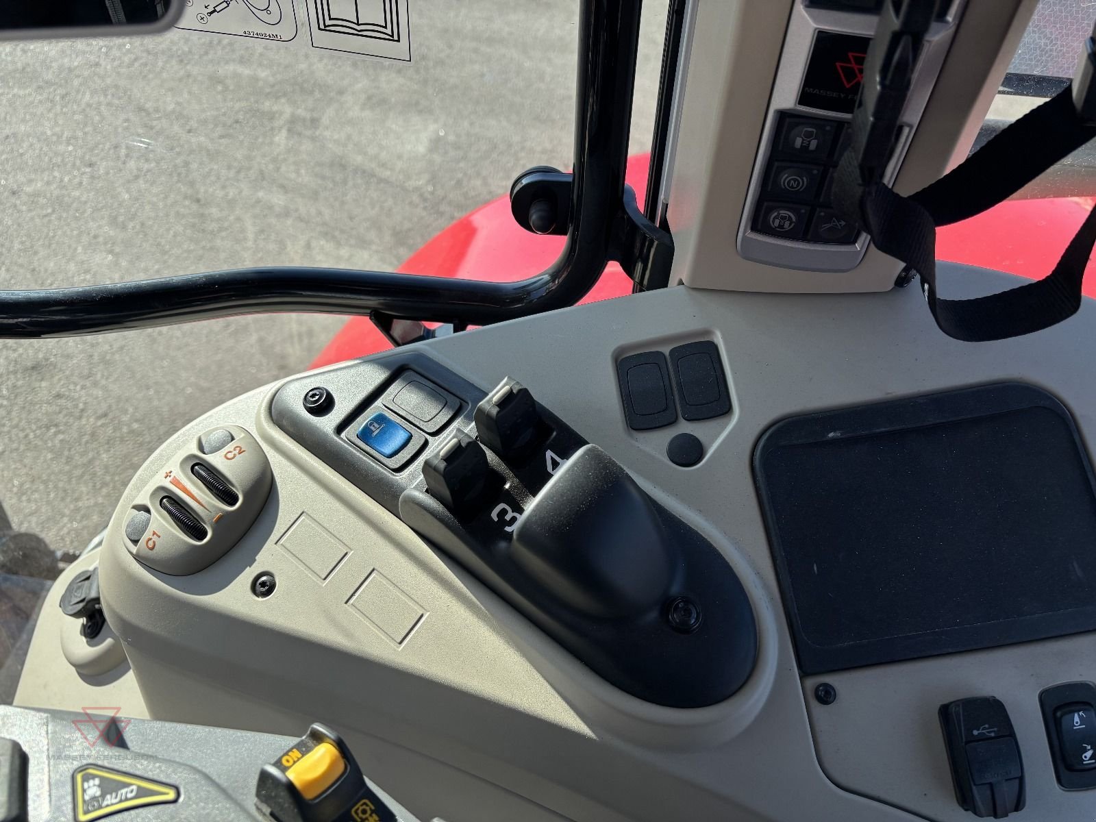 Traktor tipa Massey Ferguson MF 6S.180, Gebrauchtmaschine u Schwechat (Slika 14)