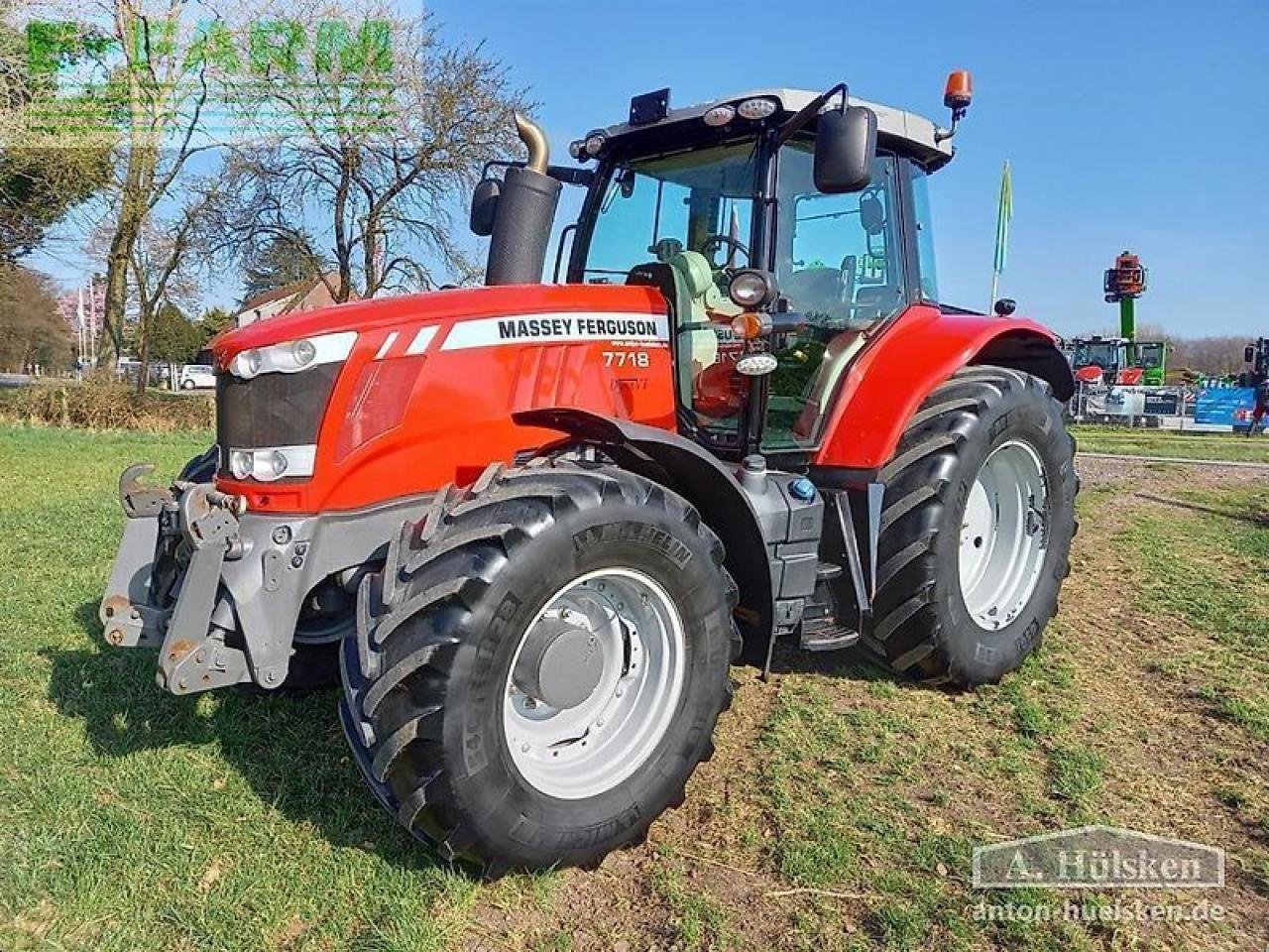 Traktor типа Massey Ferguson mf 7718 dyna-vt exclusive Exclusive, Gebrauchtmaschine в ROSENDAHL (Фотография 3)