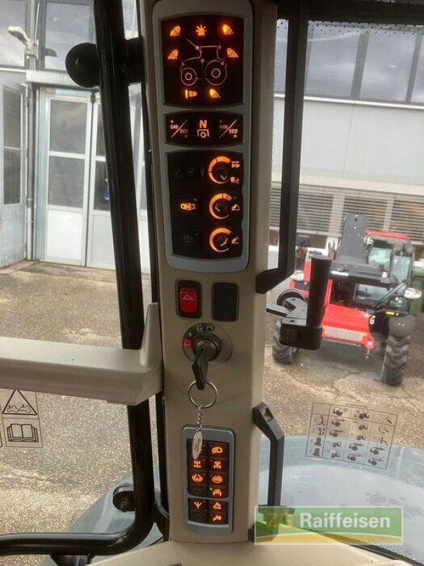 Traktor des Typs Massey Ferguson MF 7722 S Dyna, Gebrauchtmaschine in Bühl (Bild 20)