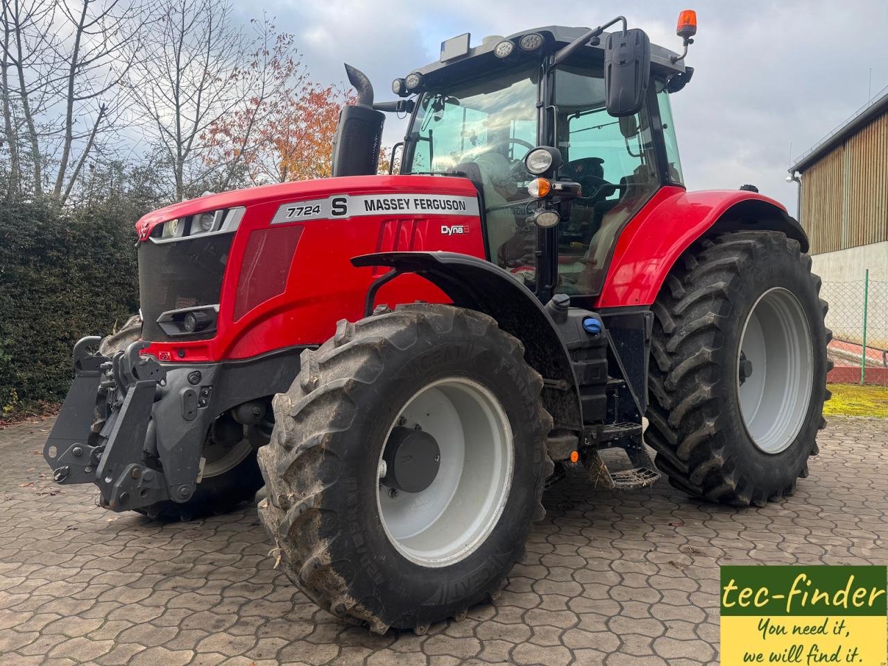 Traktor типа Massey Ferguson MF 7724 Dyna-6 EXCLUSIVE, Gebrauchtmaschine в Könnern (Фотография 1)