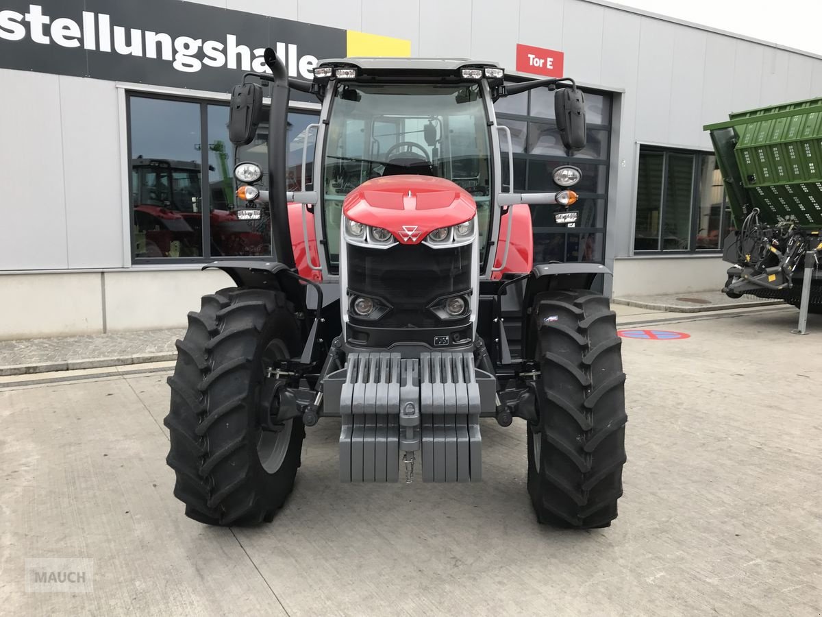 Traktor des Typs Massey Ferguson MF 7S.155, Neumaschine in Burgkirchen (Bild 10)