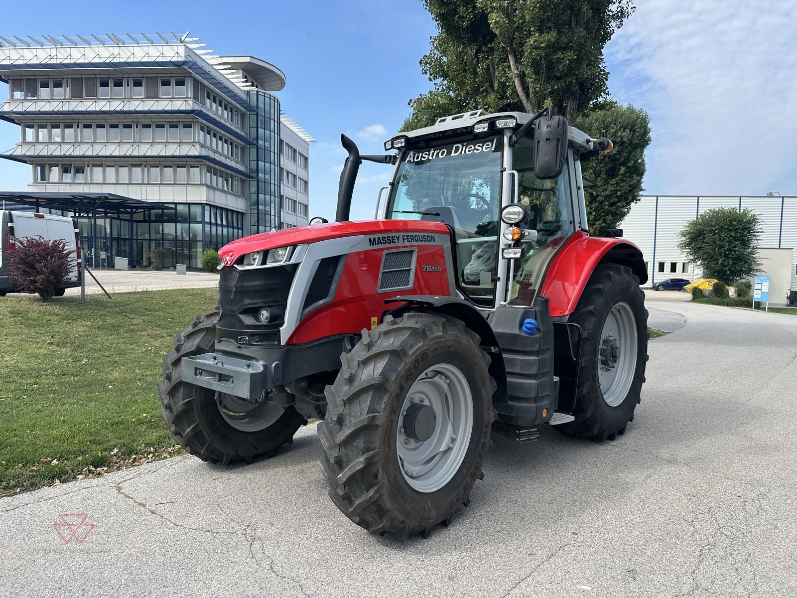 Traktor des Typs Massey Ferguson MF 7S.155, Neumaschine in Schwechat (Bild 5)
