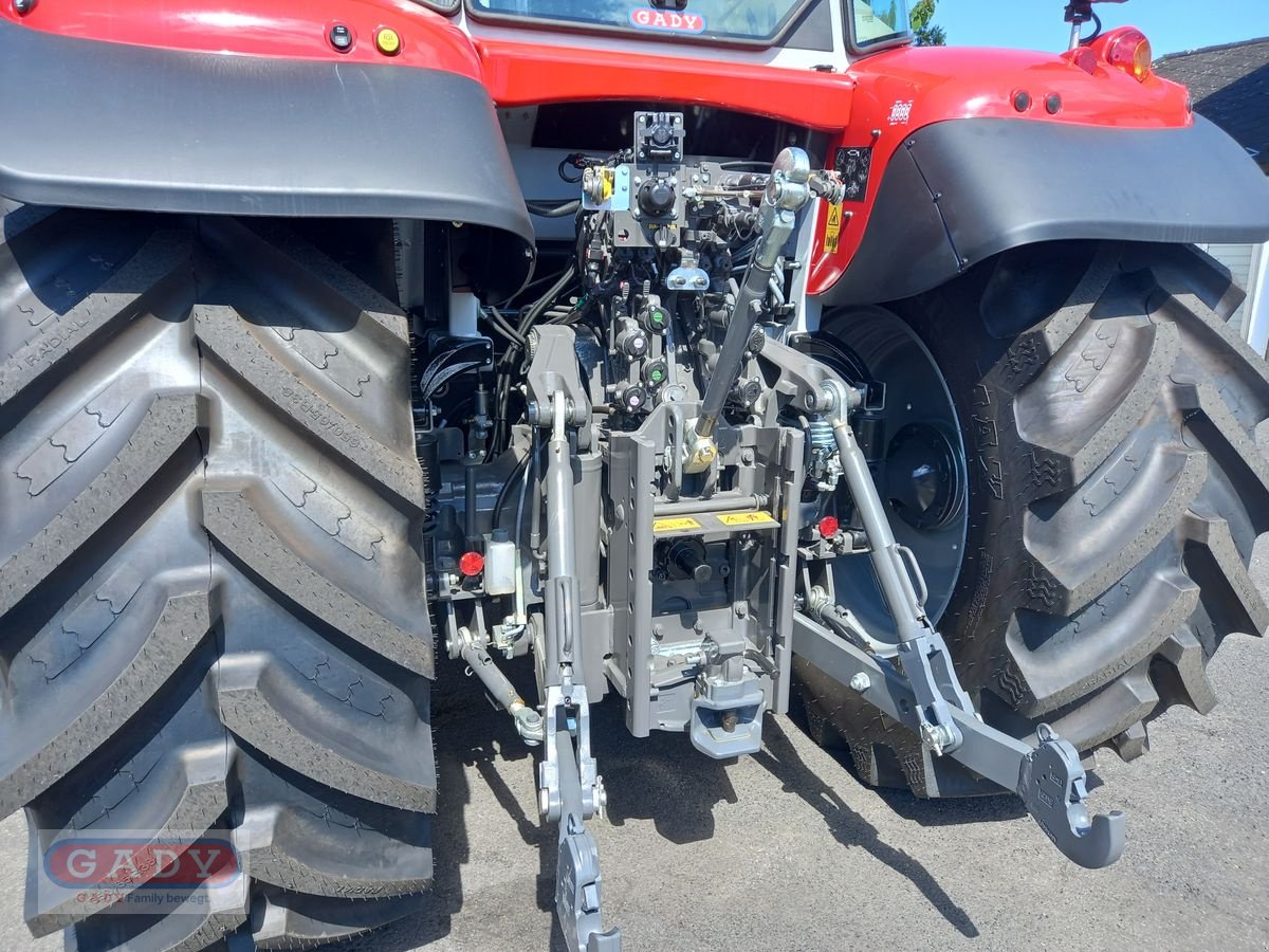 Traktor des Typs Massey Ferguson MF 7S.180 Dyna-6 Efficient, Neumaschine in Lebring (Bild 5)