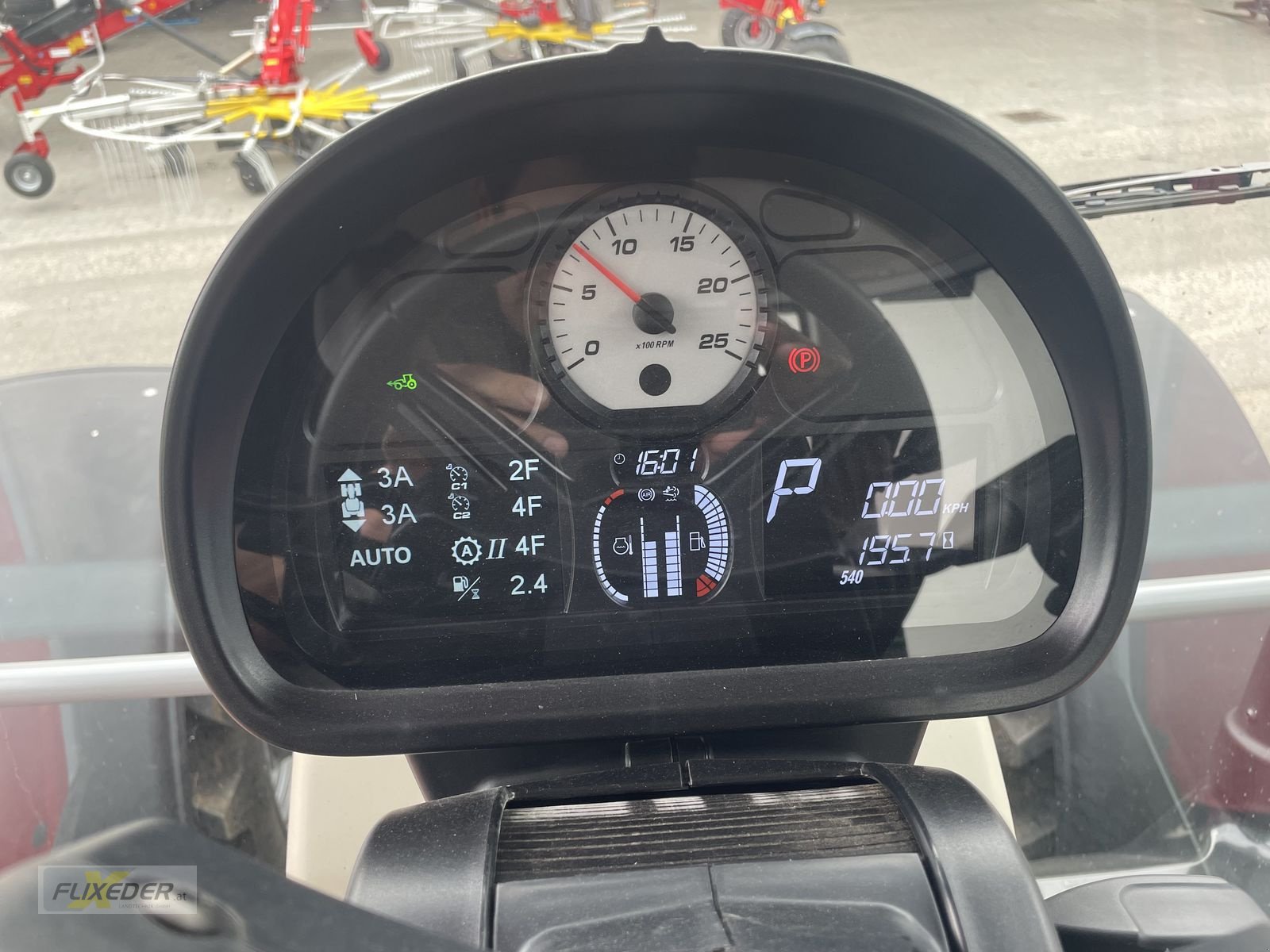 Traktor tipa Massey Ferguson MF 7S.180 Dyna-6 Exclusive, Vorführmaschine u Pattigham (Slika 6)