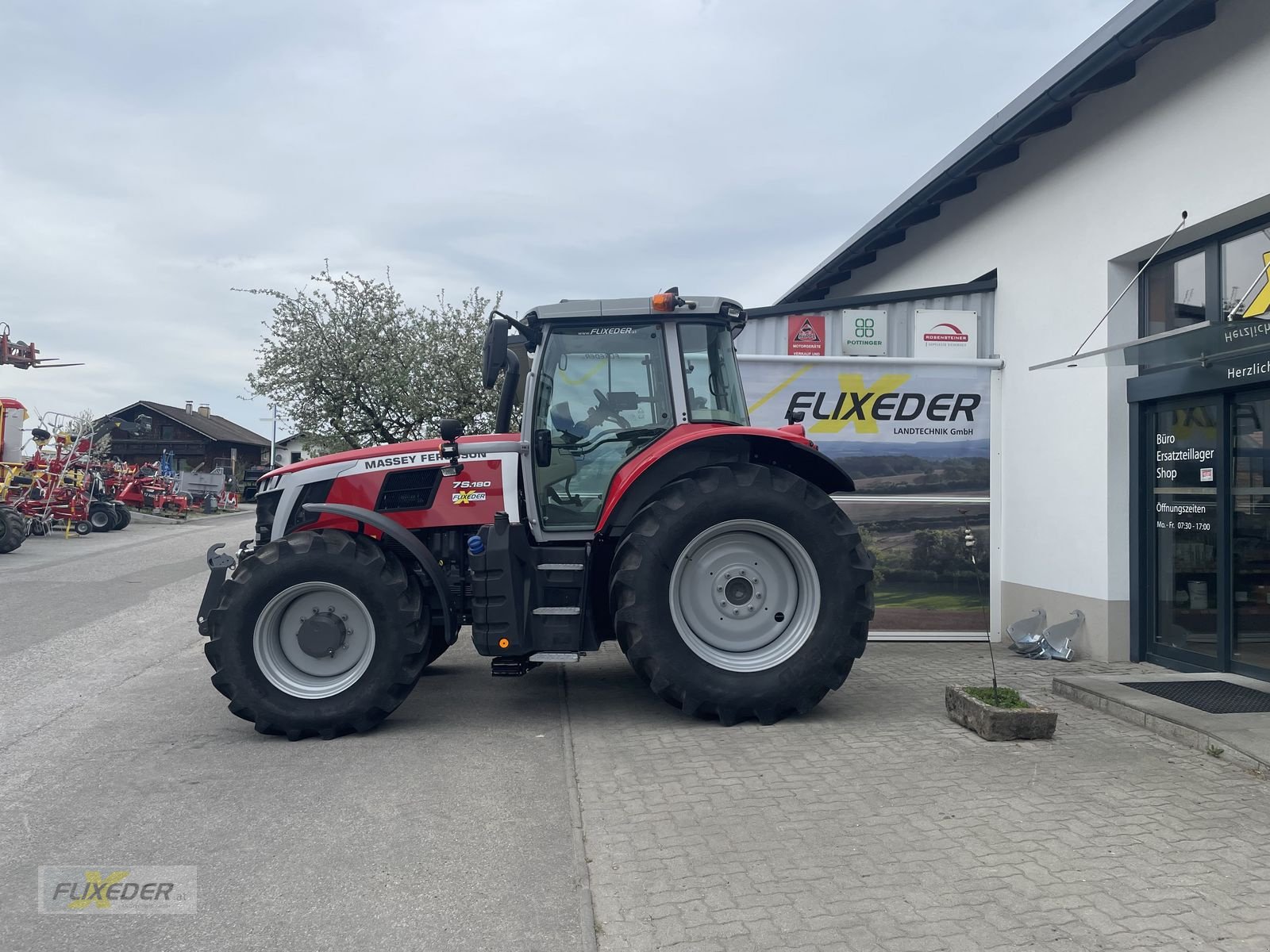 Traktor tipa Massey Ferguson MF 7S.180 Dyna-6 Exclusive, Vorführmaschine u Pattigham (Slika 2)