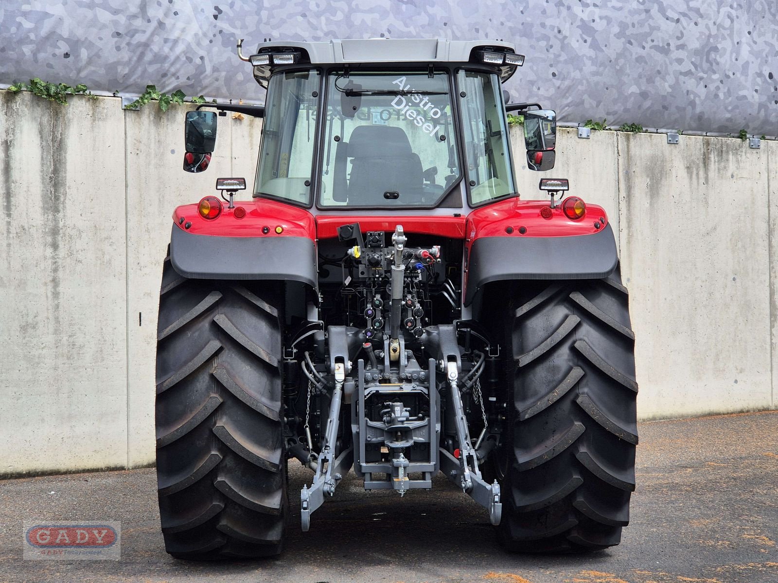 Traktor του τύπου Massey Ferguson MF 7S.180 Dyna-VT Exclusive, Neumaschine σε Lebring (Φωτογραφία 4)