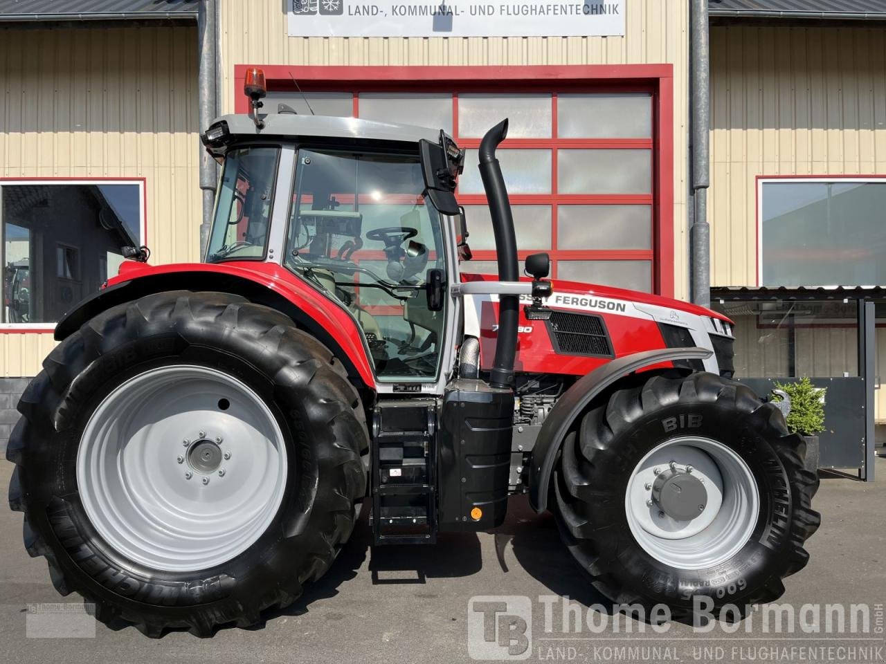 Traktor des Typs Massey Ferguson MF 7S.180 Dyna-VT Exclusive, Mietmaschine in Prüm (Bild 3)