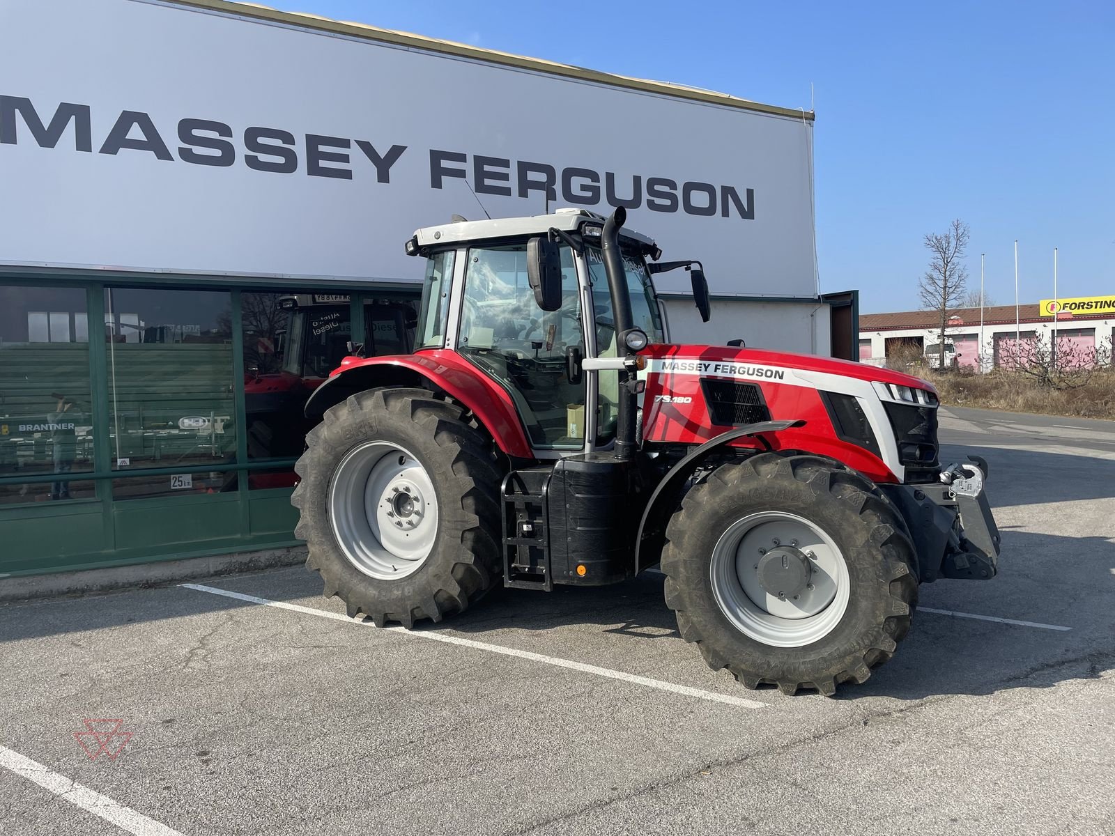 Traktor του τύπου Massey Ferguson MF 7S.180, Gebrauchtmaschine σε Schwechat (Φωτογραφία 1)