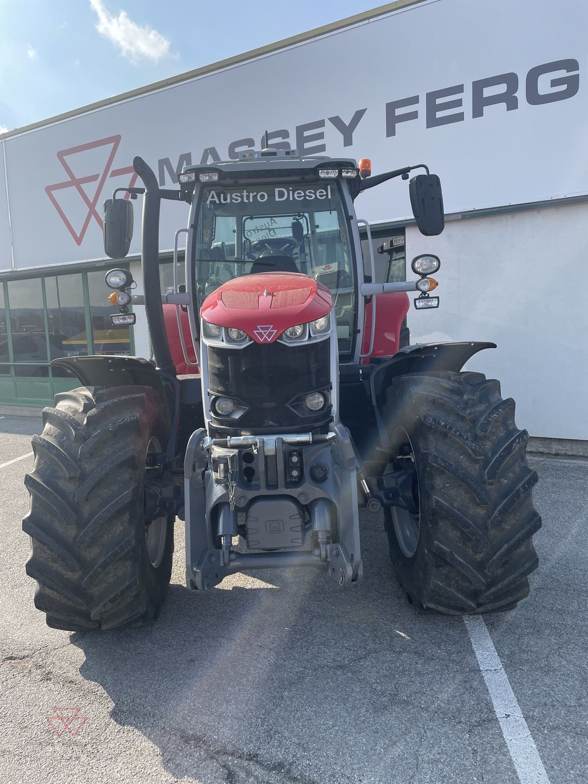 Traktor του τύπου Massey Ferguson MF 7S.180, Gebrauchtmaschine σε Schwechat (Φωτογραφία 2)
