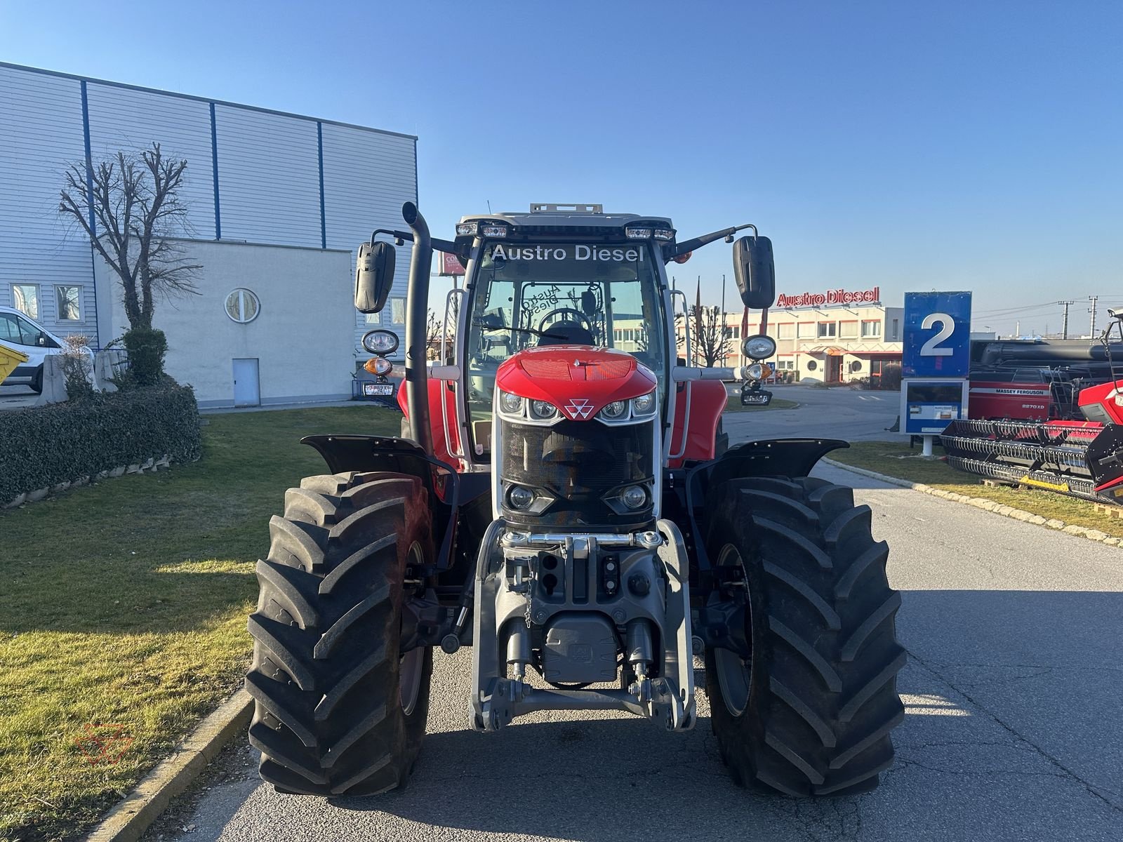 Traktor des Typs Massey Ferguson MF 7S.180, Vorführmaschine in Schwechat (Bild 10)