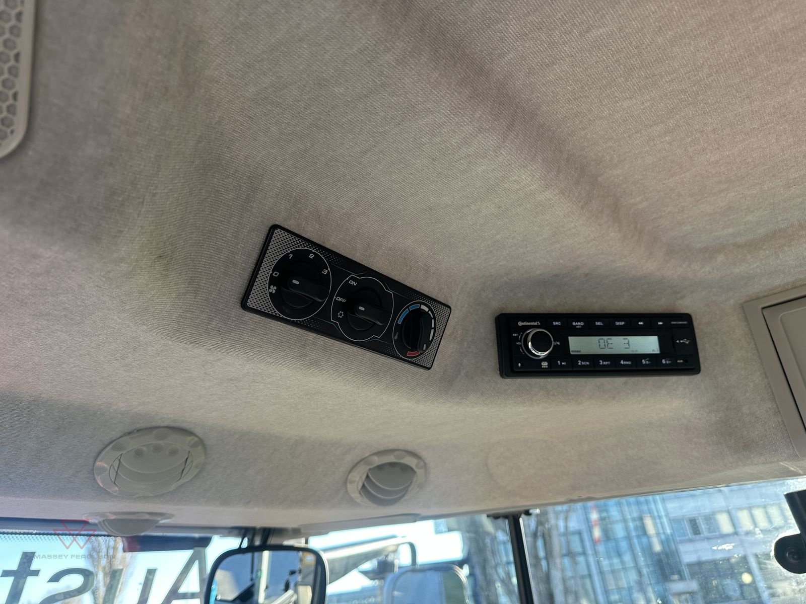 Traktor des Typs Massey Ferguson MF 7S.180, Vorführmaschine in Schwechat (Bild 15)