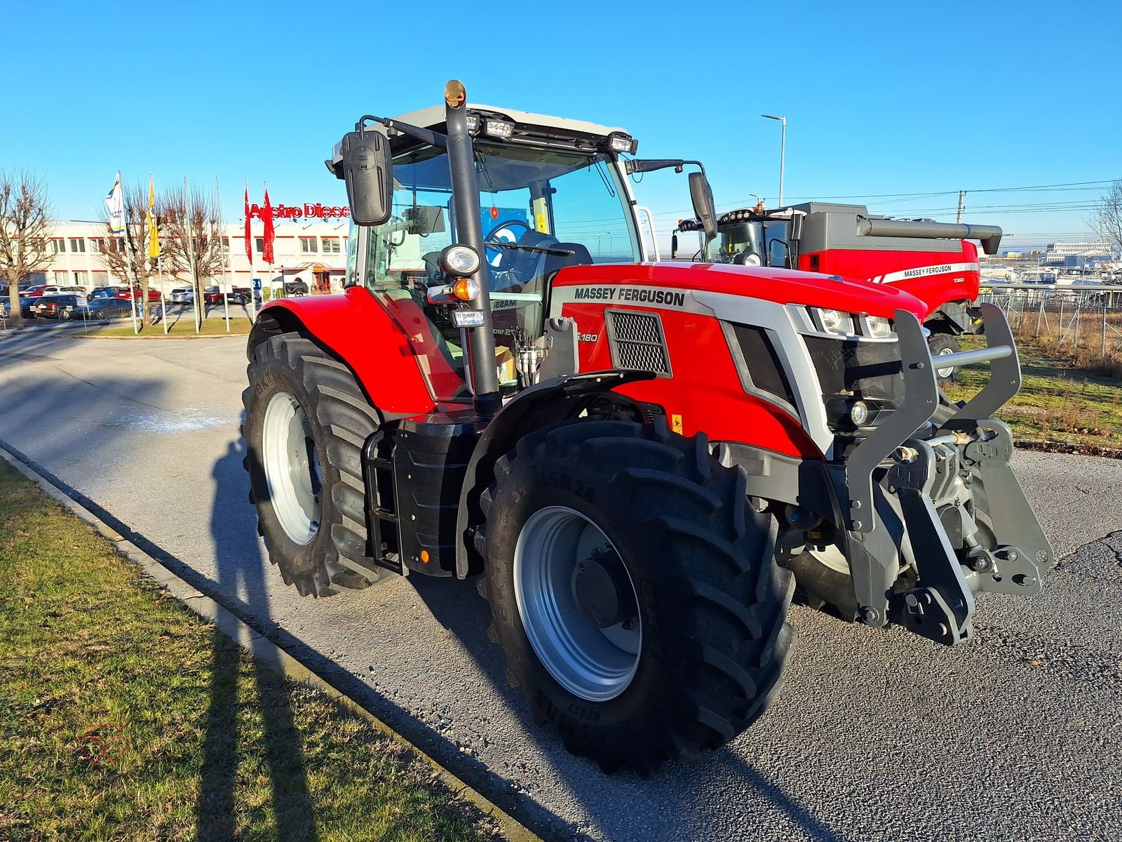 Traktor del tipo Massey Ferguson MF 7S.180, Vorführmaschine en Schwechat (Imagen 1)