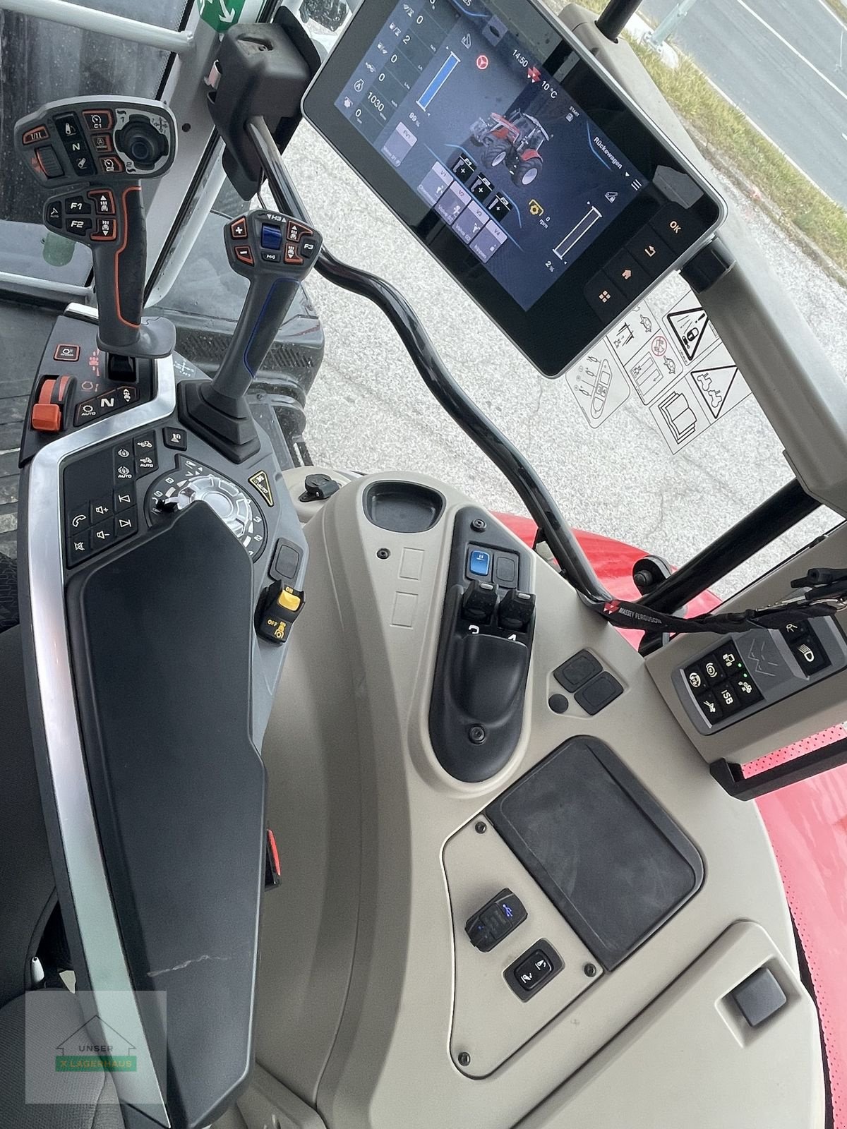 Traktor типа Massey Ferguson MF 7S.210 Dyna-VT Exclusive, Gebrauchtmaschine в Mattersburg (Фотография 11)