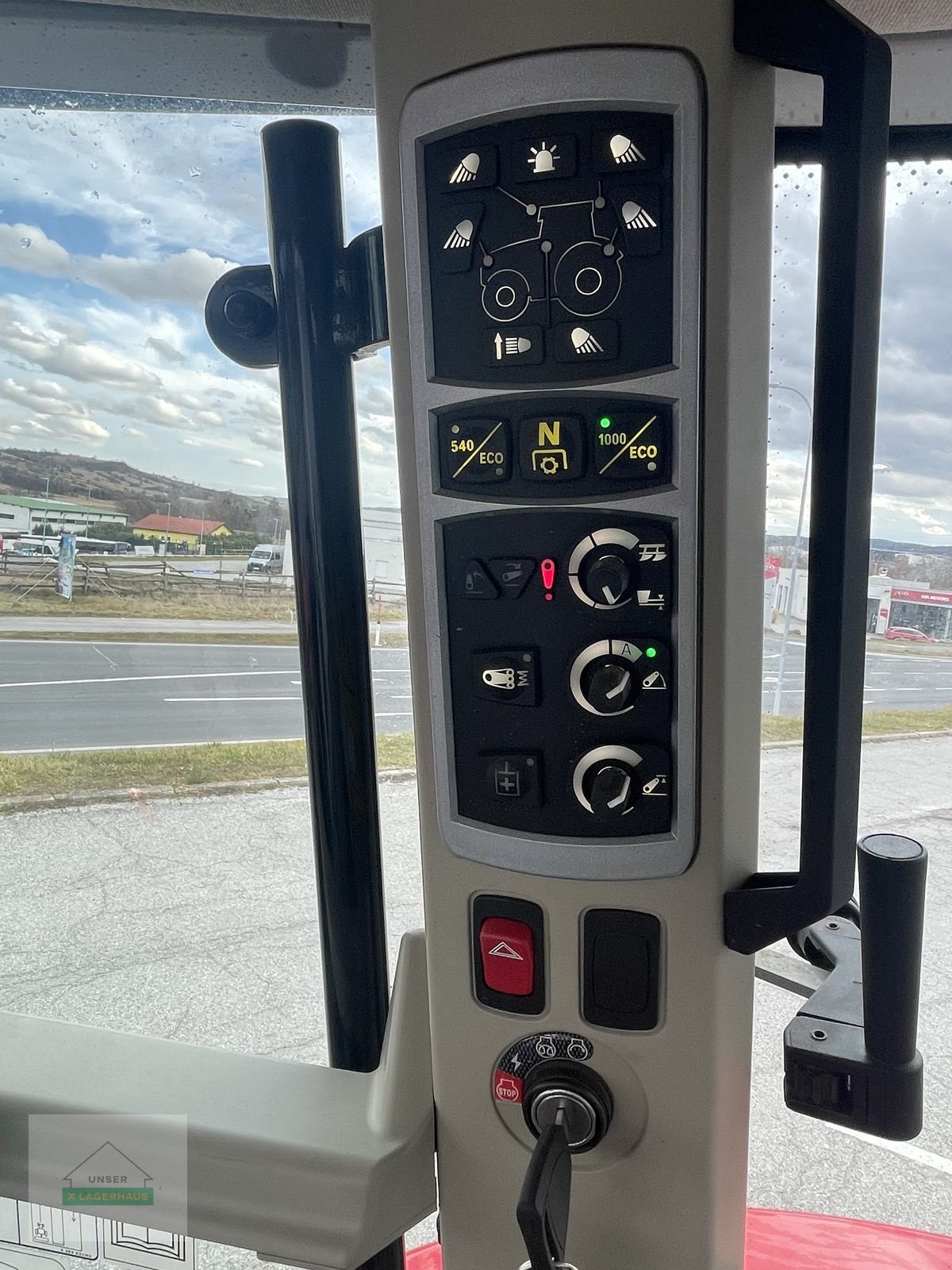 Traktor типа Massey Ferguson MF 7S.210 Dyna-VT Exclusive, Gebrauchtmaschine в Mattersburg (Фотография 12)