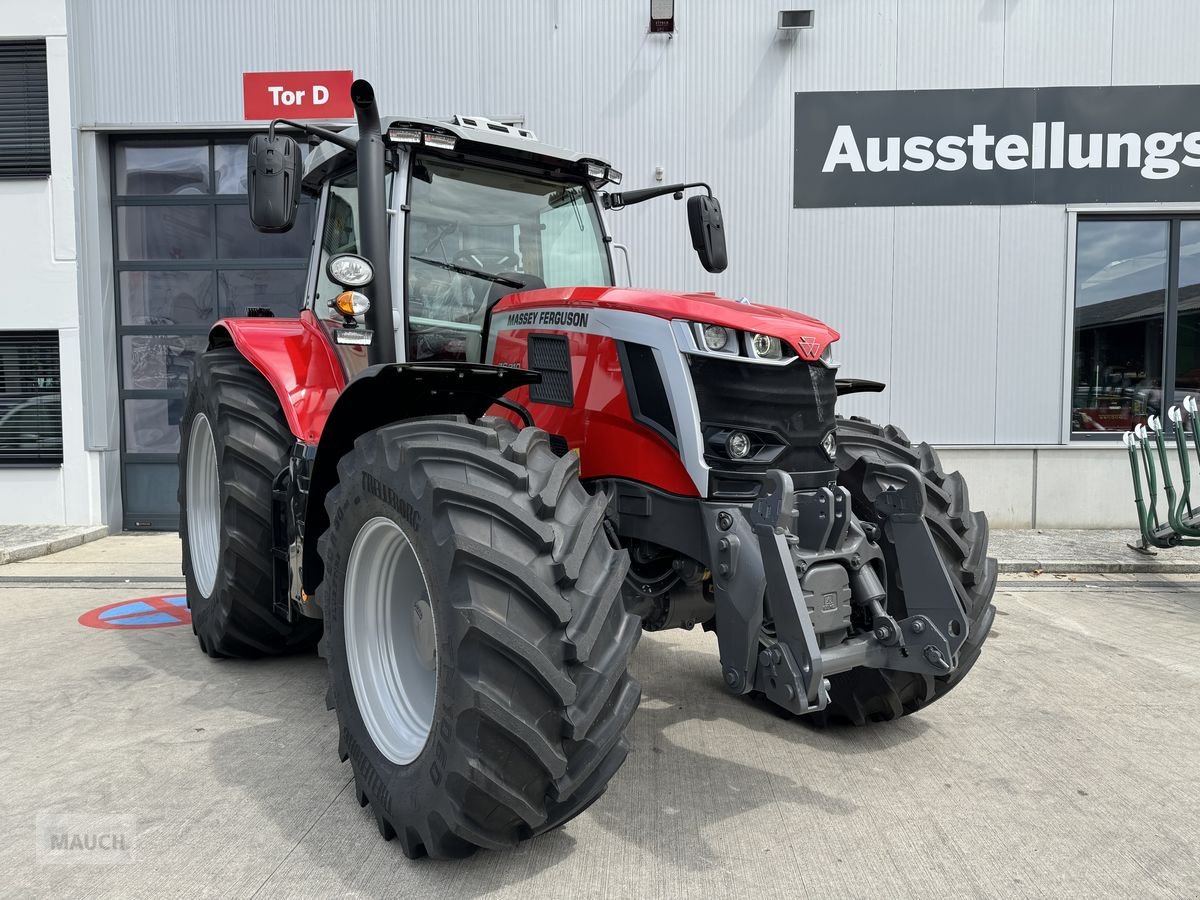 Traktor of the type Massey Ferguson MF 7S.210 Dyna-VT Exclusive, Neumaschine in Burgkirchen (Picture 4)