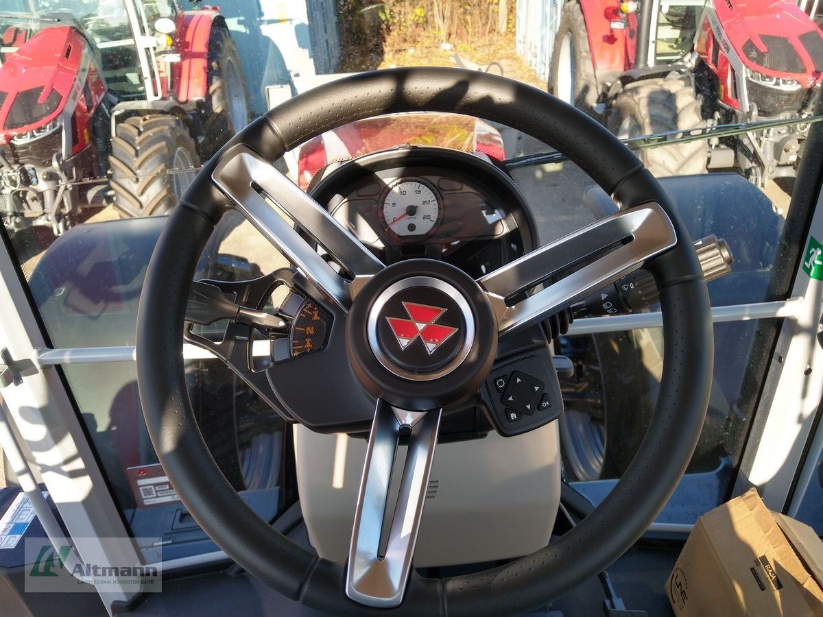 Traktor des Typs Massey Ferguson MF 7S.210 Dyna-VT Exclusive, Neumaschine in Lanzenkirchen (Bild 18)