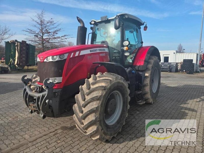 Traktor Türe ait Massey Ferguson MF 8660, Gebrauchtmaschine içinde Calbe / Saale (resim 1)