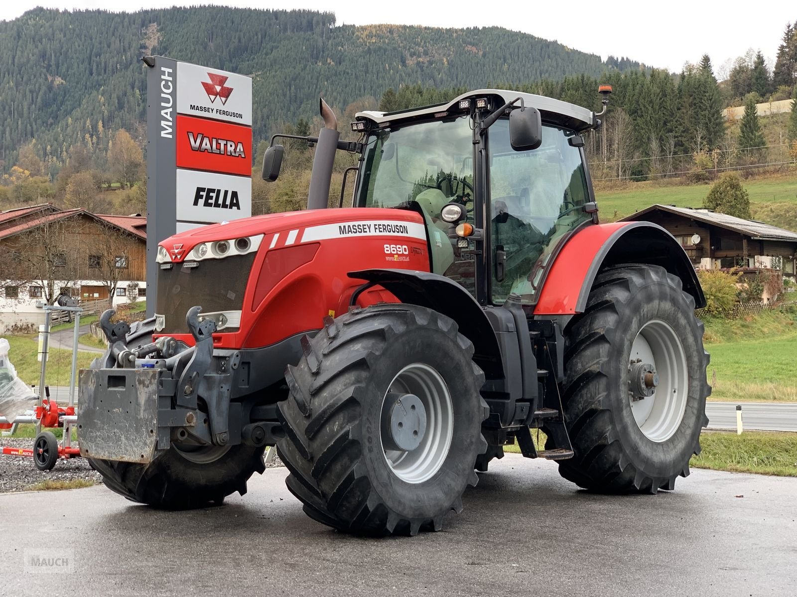 Traktor typu Massey Ferguson MF 8690 Dyna-VT, Gebrauchtmaschine v Eben (Obrázek 1)