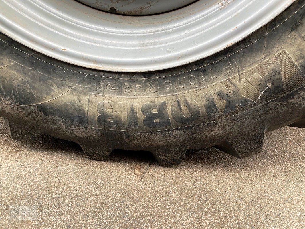 Traktor of the type Massey Ferguson MF 8727 Dyna-VT, Gebrauchtmaschine in Karstädt (Picture 18)