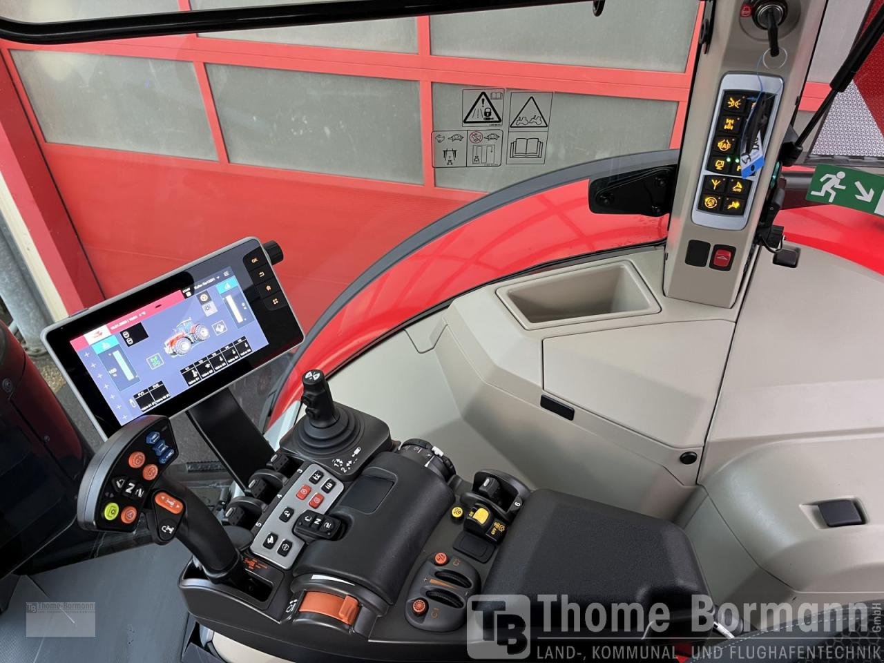 Traktor des Typs Massey Ferguson MF 8727 S Dyna-VT Exclusive, Mietmaschine in Prüm (Bild 9)