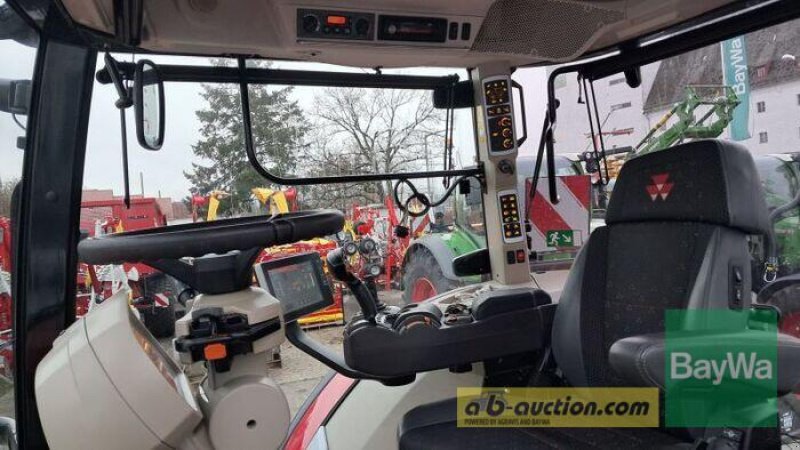 Traktor van het type Massey Ferguson MF 8727S DYNA-VT NEW EXCLUSIV, Gebrauchtmaschine in Obertraubling (Foto 6)