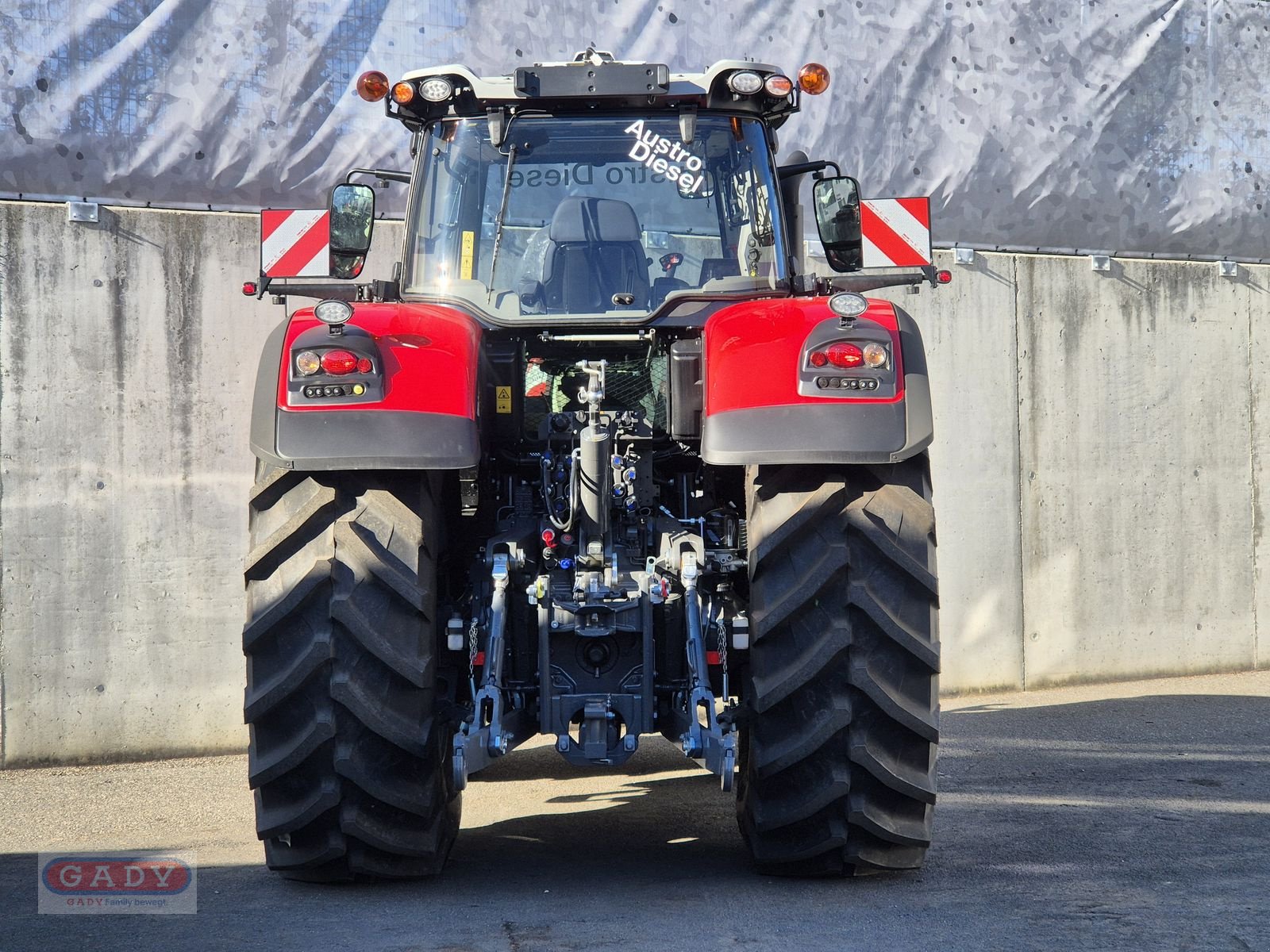 Traktor des Typs Massey Ferguson MF 8730 Dyna-VT Exclusive, Neumaschine in Lebring (Bild 4)