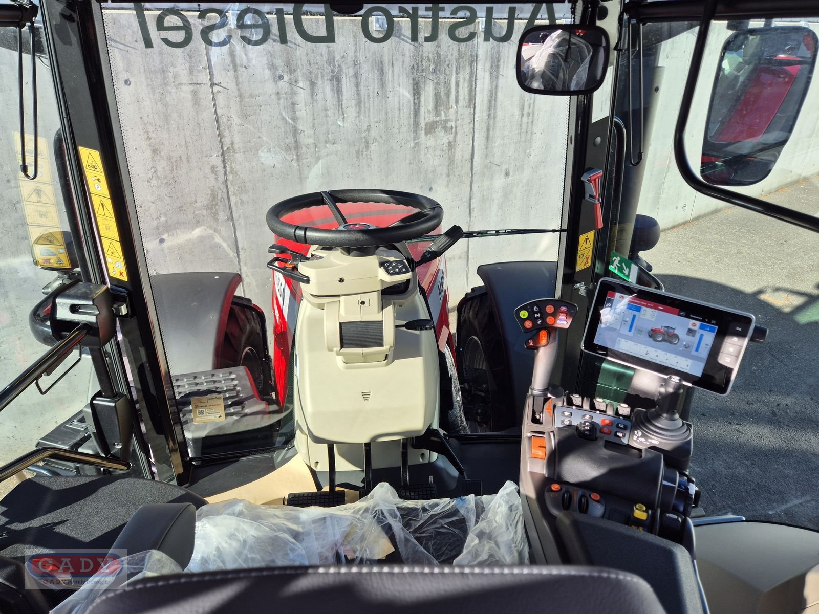 Traktor des Typs Massey Ferguson MF 8730 Dyna-VT Exclusive, Neumaschine in Lebring (Bild 5)