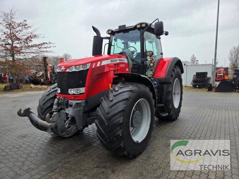 Traktor Türe ait Massey Ferguson MF 8732 DYNA VT, Neumaschine içinde Calbe / Saale (resim 1)