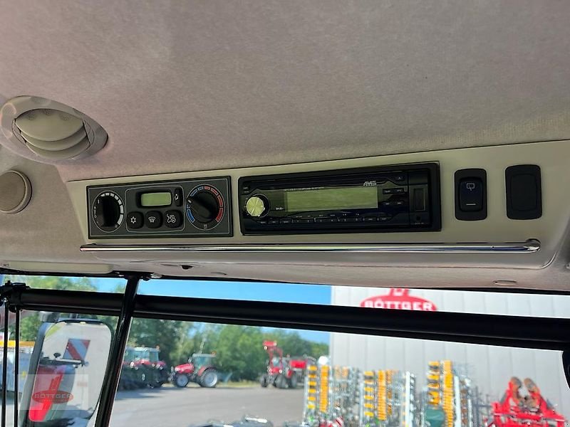 Traktor Türe ait Massey Ferguson MF 8740 S Dyna-VT EXCLUSIVE, Vorführmaschine içinde Oederan (resim 5)