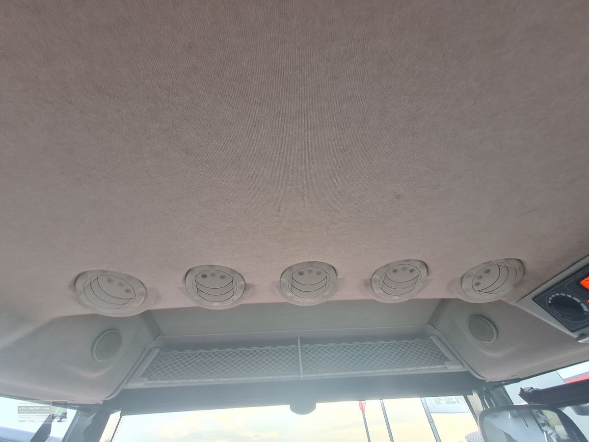 Traktor типа Massey Ferguson MF 8740 S Efficient, Gebrauchtmaschine в Gerasdorf (Фотография 18)