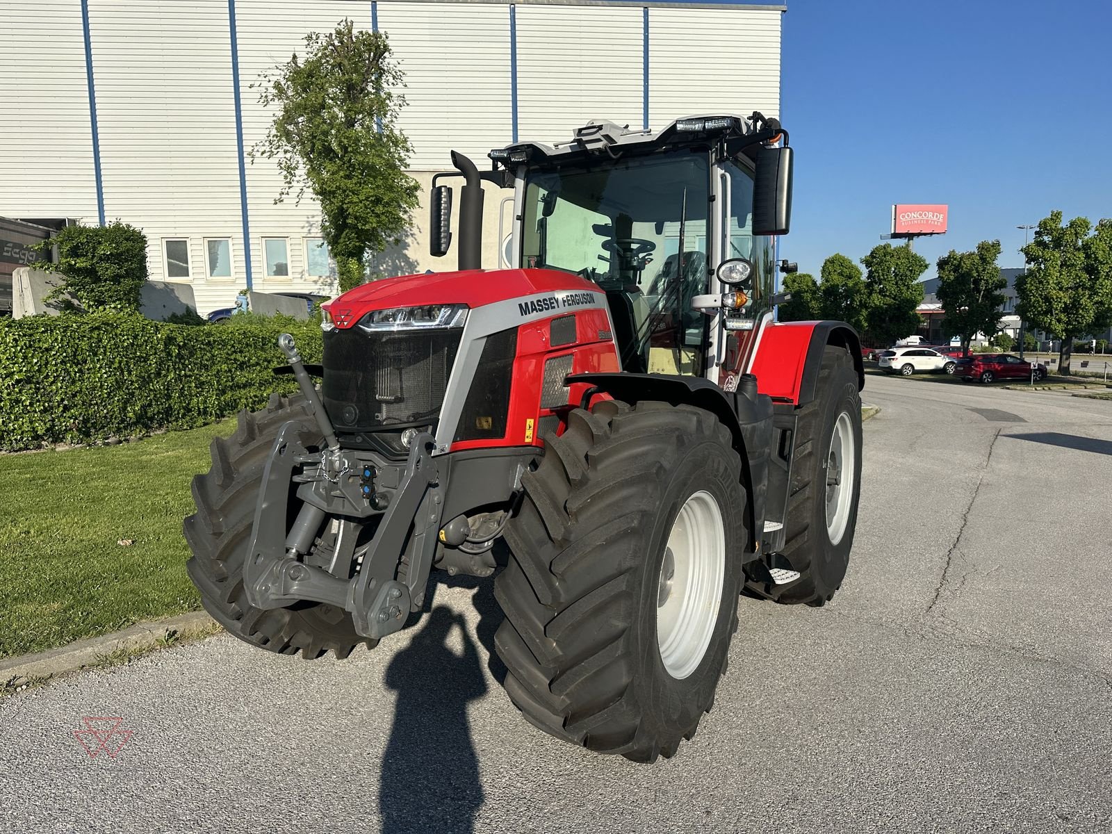 Traktor typu Massey Ferguson MF 8S.225, Neumaschine v Schwechat (Obrázek 1)