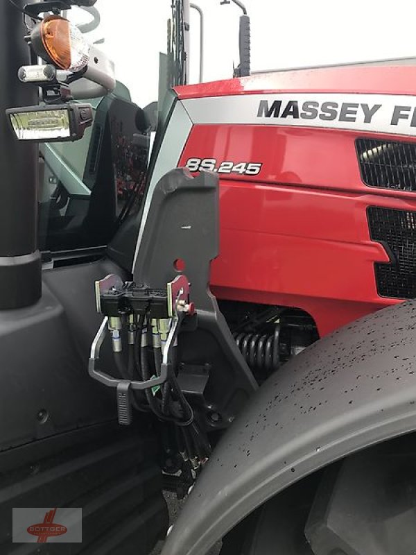 Traktor des Typs Massey Ferguson MF 8S.245 Dyna-VT Exlusive, Neumaschine in Oederan (Bild 5)