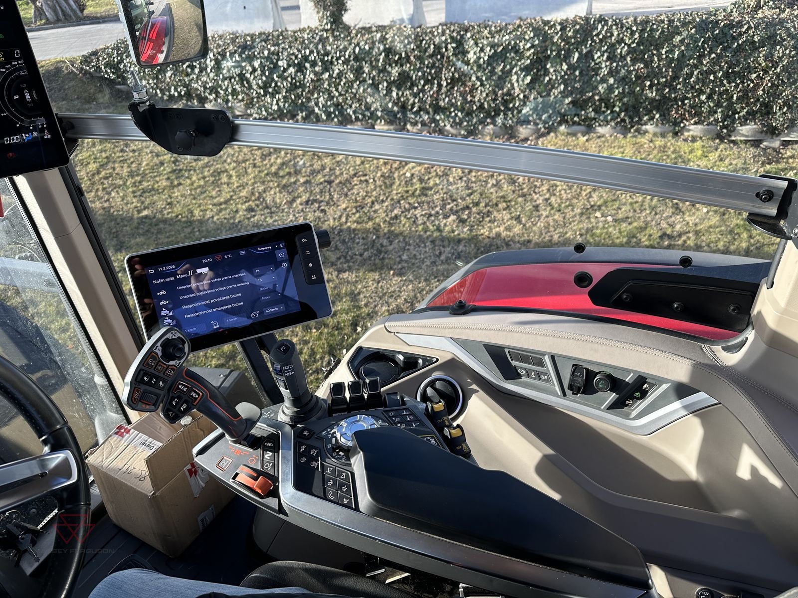 Traktor des Typs Massey Ferguson MF 8S.245, Vorführmaschine in Schwechat (Bild 12)