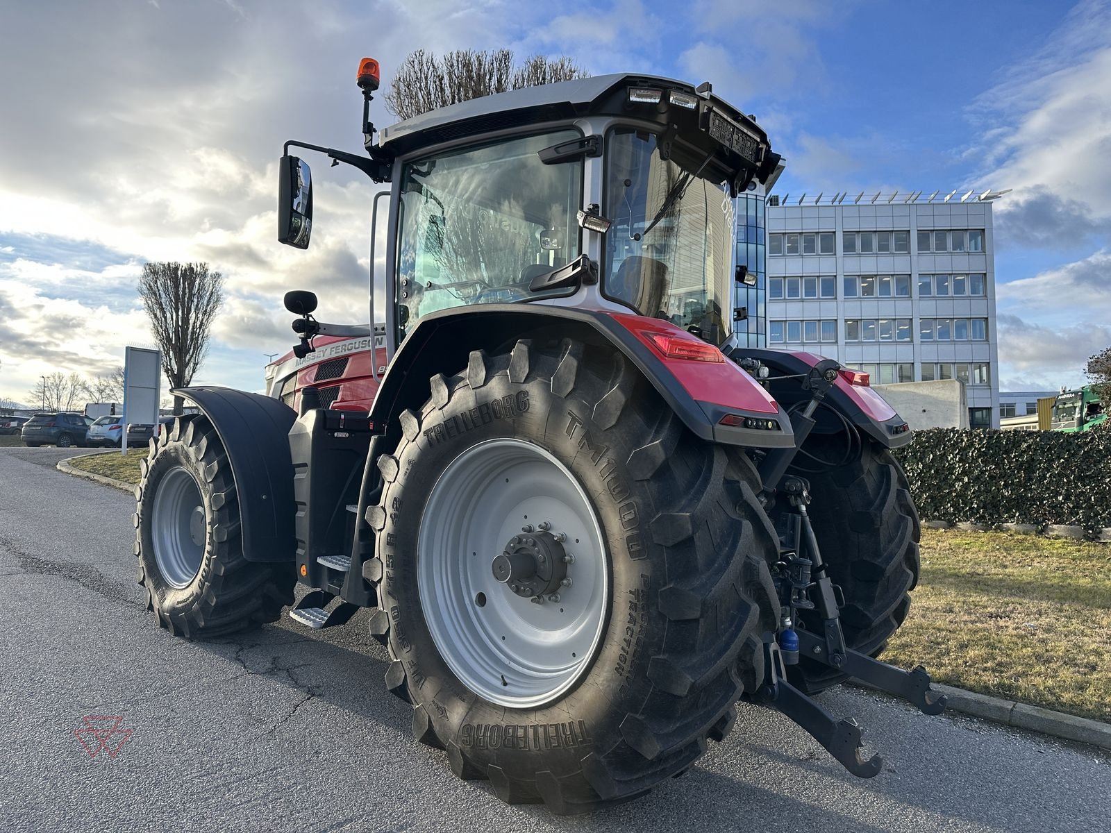 Traktor des Typs Massey Ferguson MF 8S.245, Vorführmaschine in Schwechat (Bild 5)